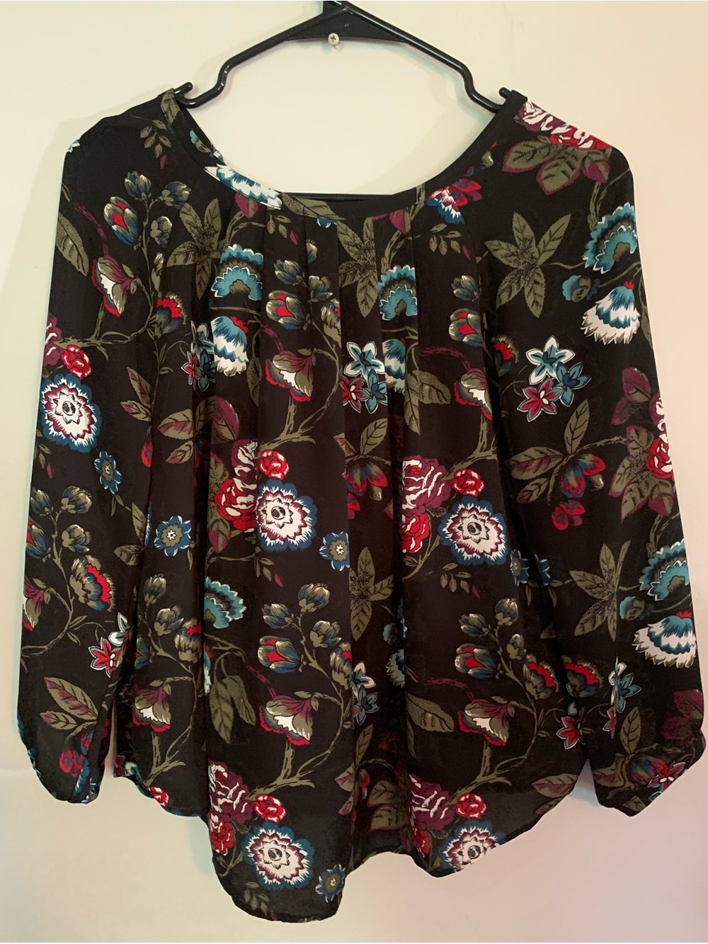 LOFT outlet Black Floral Blouse with Blue and Red Flowers, size Petite XS